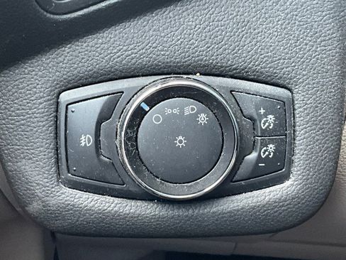 Used 2014 Ford Escape SE w/ Equipment Group 201A FWD image 7