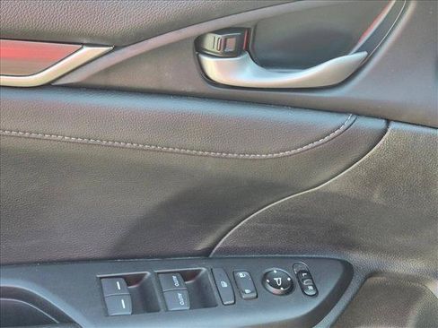 Used 2021 Honda Civic Touring image 12