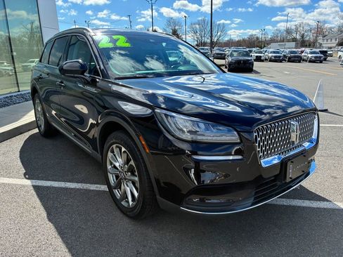 Used 2022 Lincoln Corsair AWD w/ Premium Package image 8