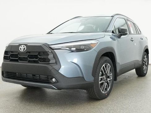 New 2026 Toyota Corolla Cross XLE image 7