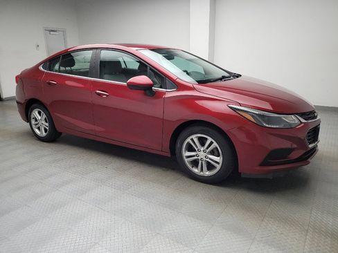 Used 2017 Chevrolet Cruze LT w/ Sun And Sound Package FWD image 11