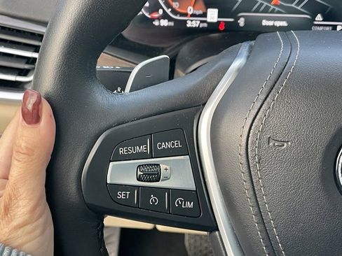 Used 2022 BMW X5 xDrive40i w/ Parking Assistance Package image 16