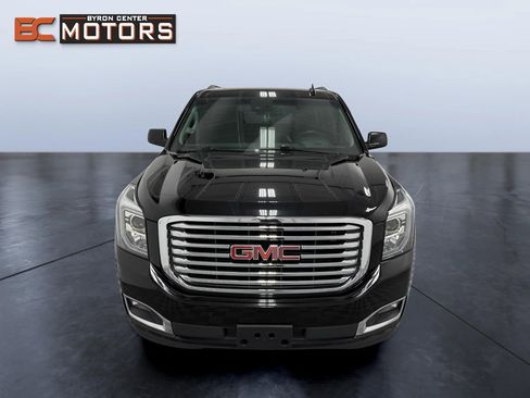 Used 2020 GMC Yukon XL SLT w/ Premium Edition AWD/4WD image 8