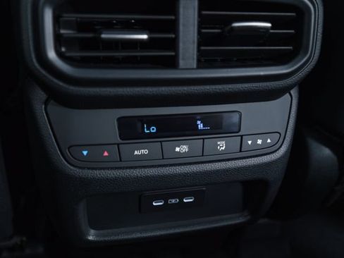 Used 2025 Honda Pilot Touring image 48