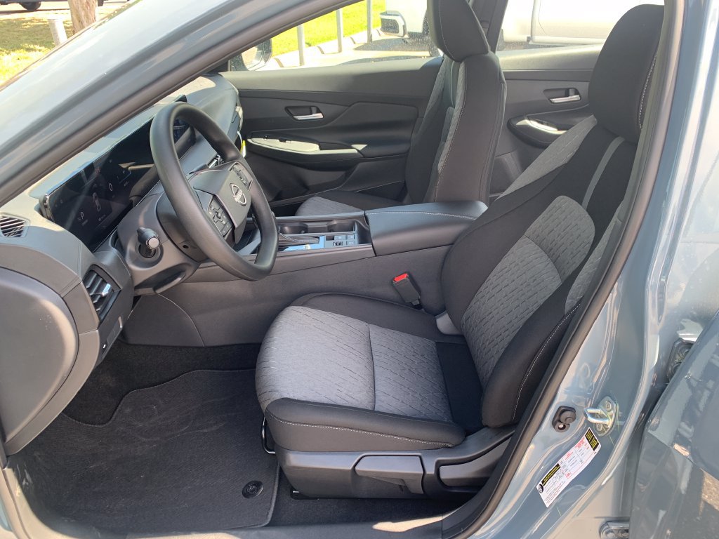 New 2027 Nissan Sentra SV w/ Floor Mat Package FWD image 18