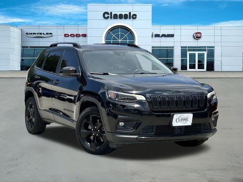 Used 2021 Jeep Cherokee Latitude Plus FWD image 1