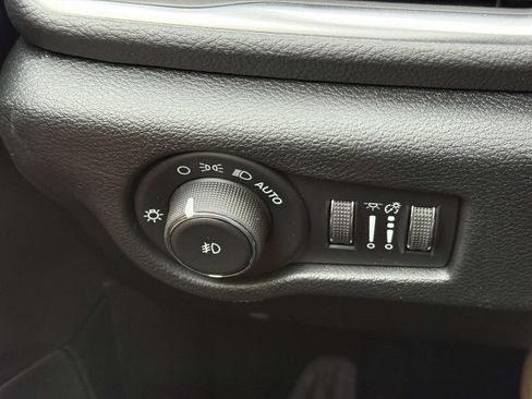 New 2026 Chrysler Pacifica Pinnacle AWD/4WD image 28