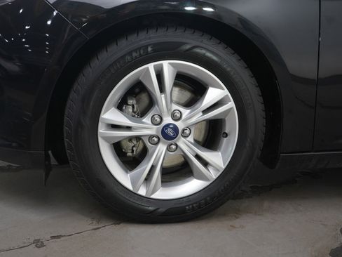 Used 2014 Ford Focus SE image 24
