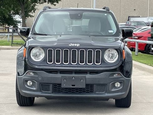 Used 2015 Jeep Renegade Latitude FWD image 7