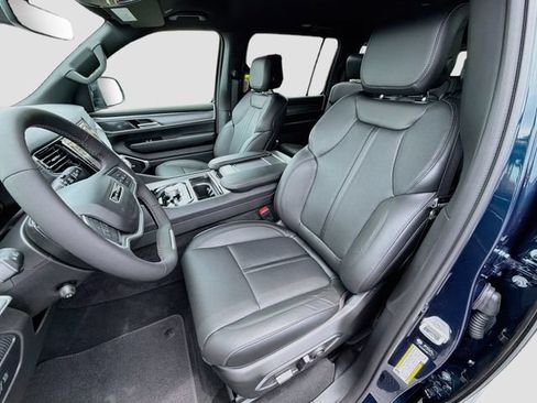New 2026 Jeep Grand Wagoneer 4WD image 22