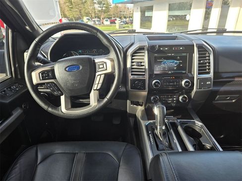 Used 2015 Ford F150 Platinum w/ Equipment Group 701A Luxury image 11