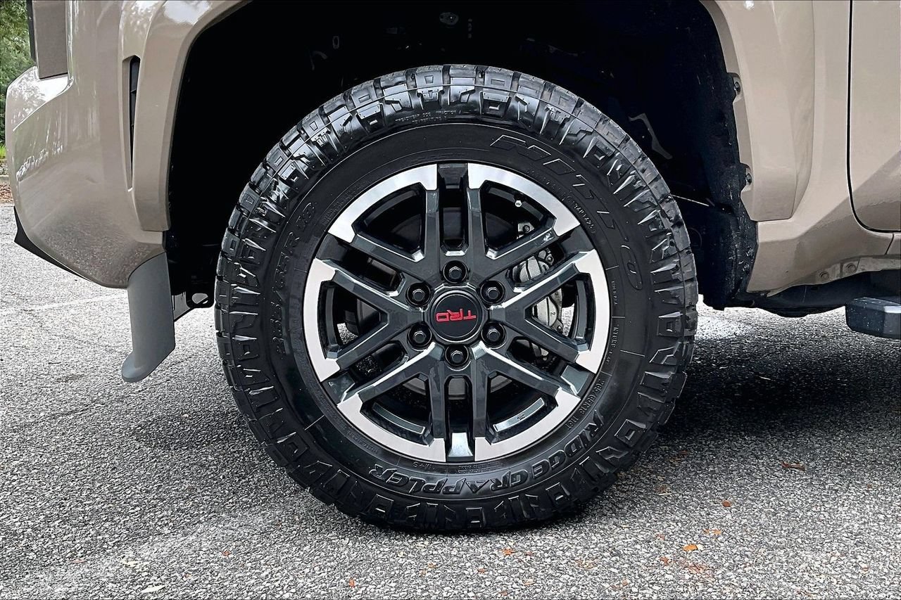 Used 2026 Toyota Tacoma TRD Sport AWD/4WD image 33