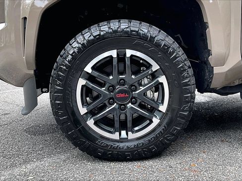 Used 2026 Toyota Tacoma TRD Sport AWD/4WD image 33