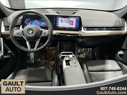 Used 2026 BMW X1 xDrive28i AWD/4WD image 7