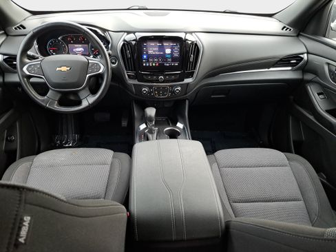 Used 2022 Chevrolet Traverse LT FWD image 9