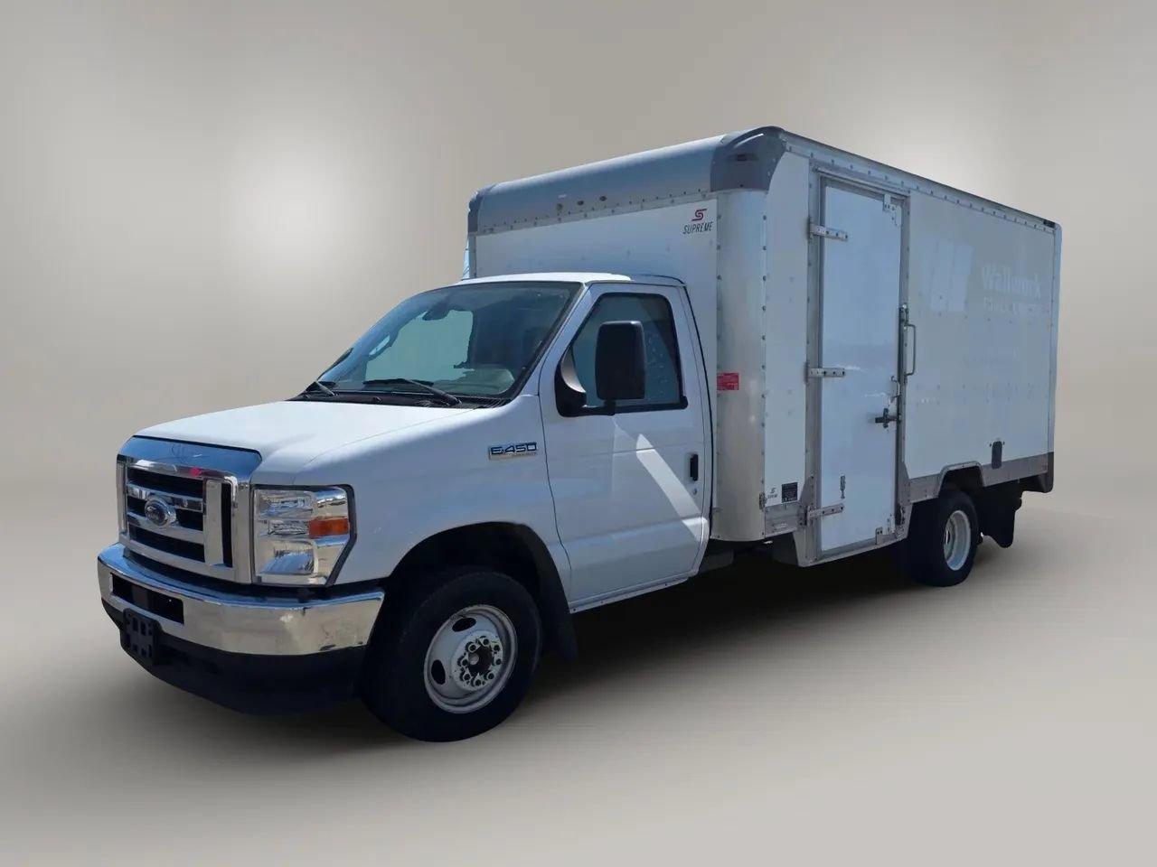 Used 2021 Ford E-450 and Econoline 450 Super Duty RWD image 1