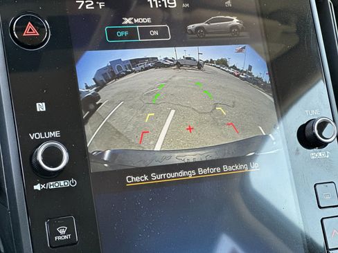 Used 2024 Subaru Crosstrek 2.0i Premium image 17