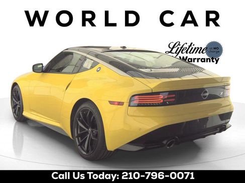 Used 2024 Nissan Z Performance w/ Floor Mat Package RWD image 3