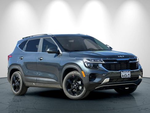 New 2026 Kia Seltos EX image 2