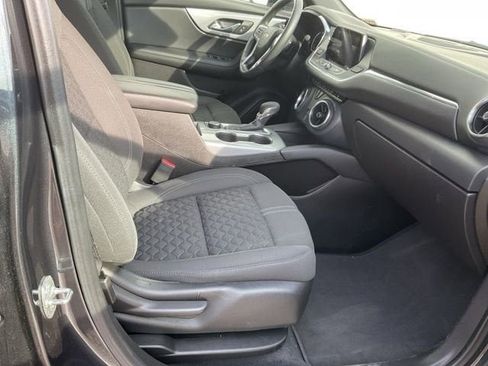 Used 2022 Chevrolet Blazer LT image 16