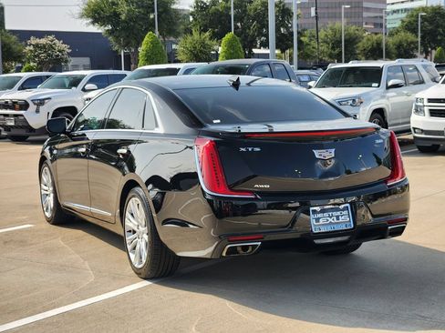 Used 2018 Cadillac XTS Luxury w/ Driver Awareness Package AWD/4WD image 5