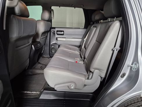 Certified 2016 Toyota Sequoia Limited AWD/4WD image 31
