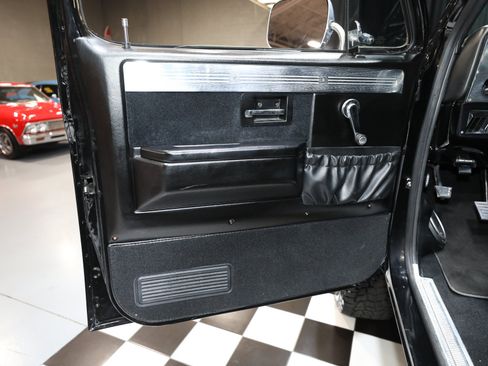 Used 1987 Chevrolet Blazer 4WD image 51