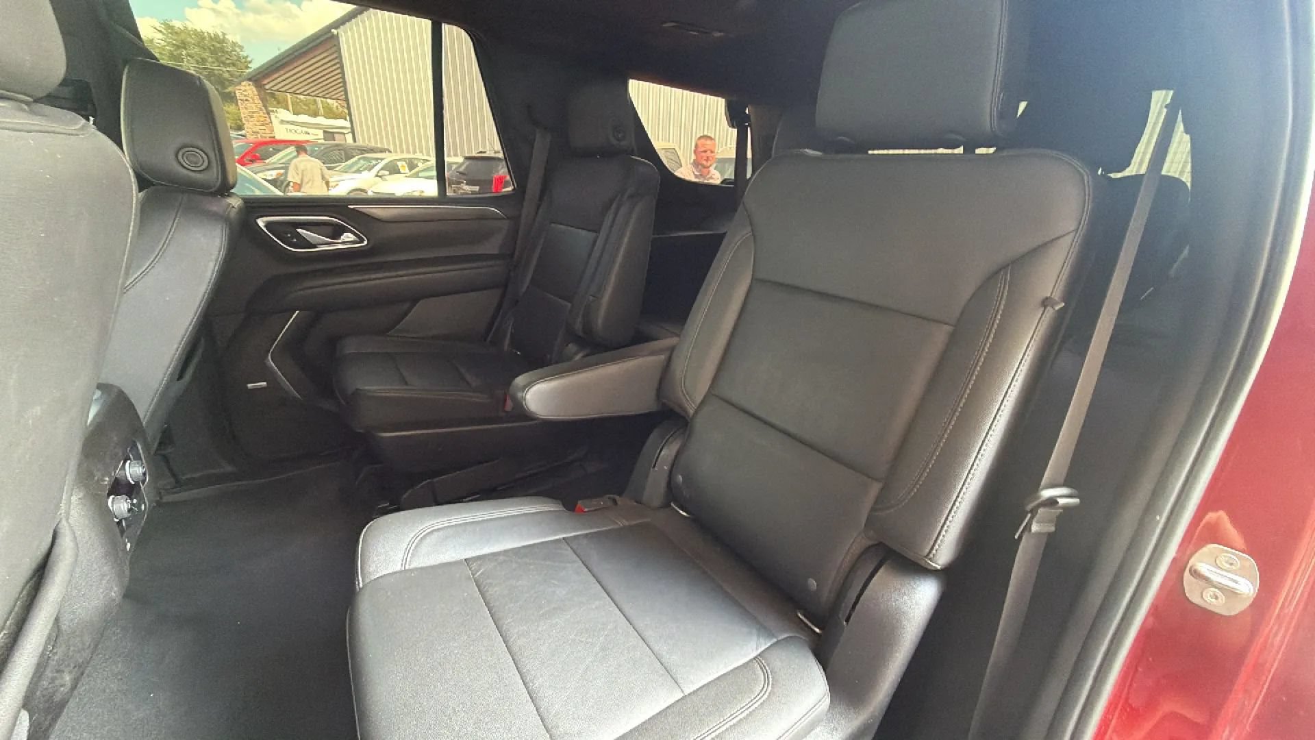 Used 2021 Chevrolet Tahoe Z71 w/ Max Trailering Package AWD/4WD image 11