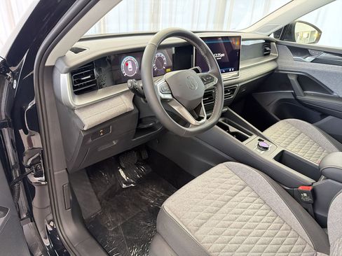 New 2026 Volkswagen Tiguan S FWD image 4