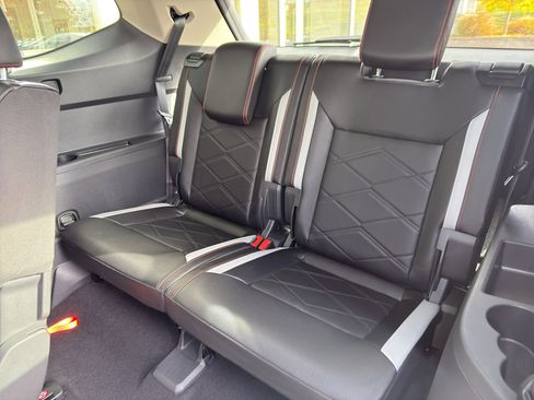 New 2026 Volkswagen Atlas Peak Edition image 13