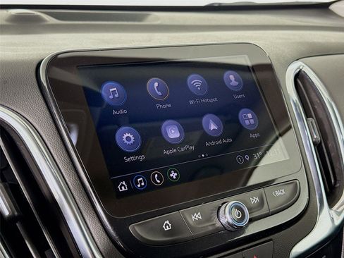 Used 2022 Chevrolet Equinox Premier image 14