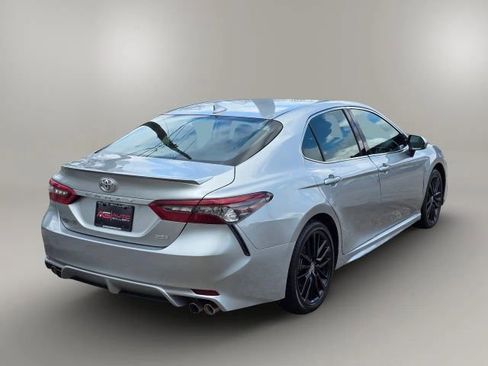 Used 2024 Toyota Camry XSE FWD image 5