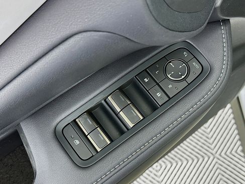 New 2026 Lexus TX 350 AWD image 18