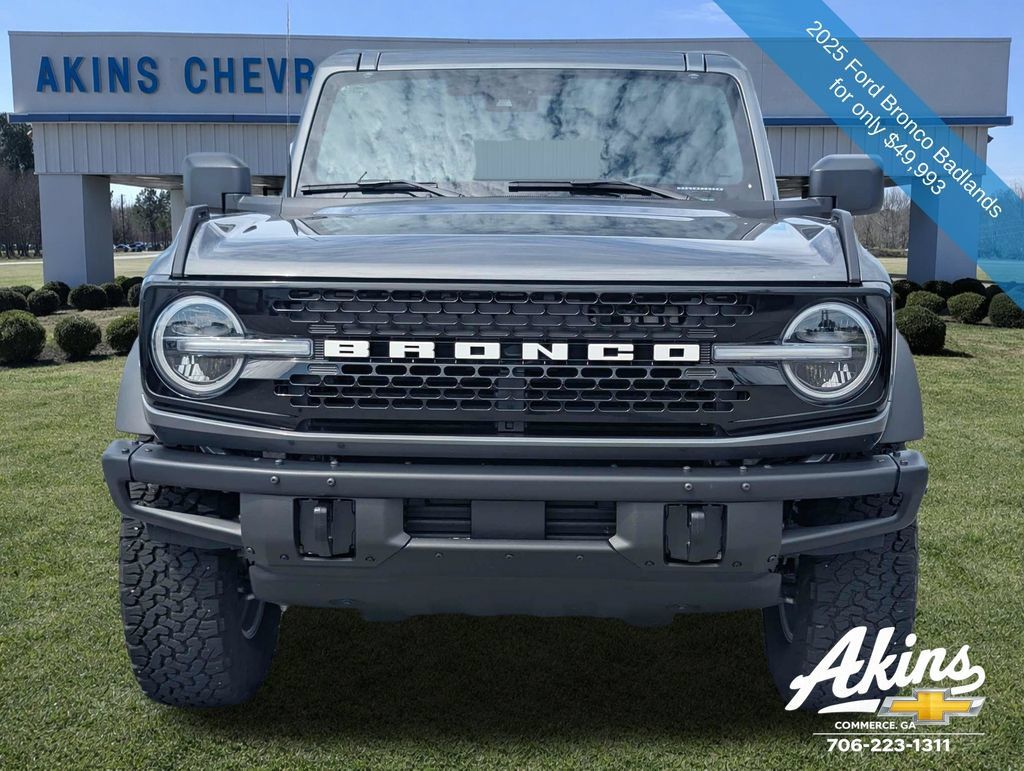 Used 2025 Ford Bronco Badlands AWD/4WD image 10