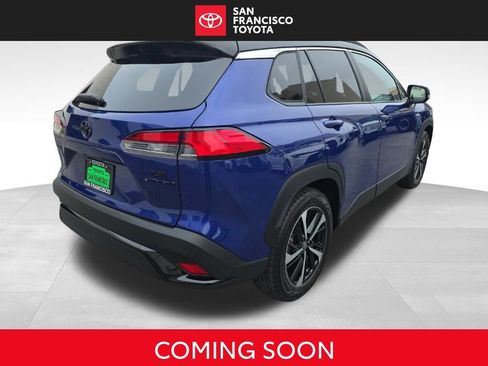 Used 2025 Toyota Corolla Cross AWD Hybrid w/ Convenience Package image 5