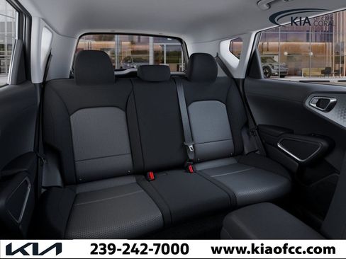New 2025 Kia Soul LX image 16