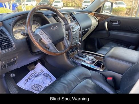 Used 2017 INFINITI QX80 4WD w/ Driver Assistance Package image 6