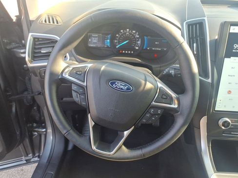 Certified 2024 Ford Edge SEL w/ Convenience Package image 15