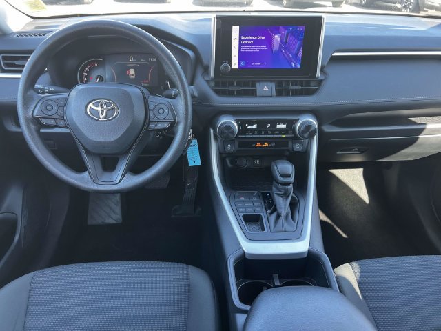 Used 2024 Toyota RAV4 LE AWD/4WD image 15