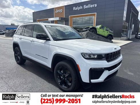 New 2026 Jeep Grand Cherokee Limited w/ Limited Altitude Package RWD image 1