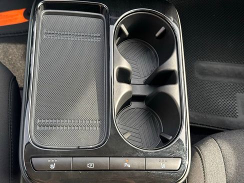 Certified 2025 Hyundai Ioniq 5 SE image 37