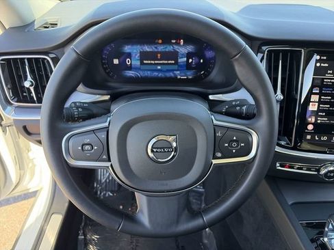 Used 2024 Volvo S60 B5 Core AWD/4WD image 25