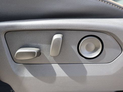 New 2026 GMC Yukon Elevation AWD/4WD image 15