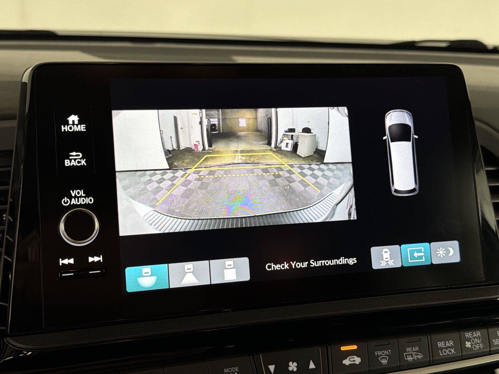 Used 2025 Honda Odyssey Elite image 32