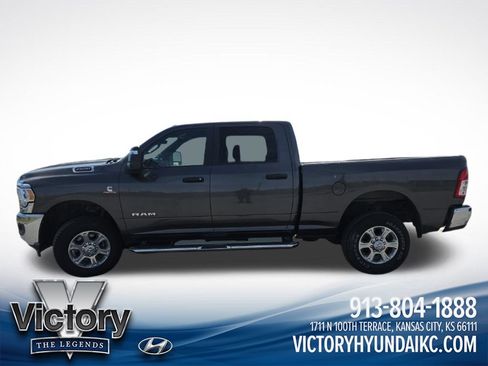 Used 2024 RAM 2500 Big Horn AWD/4WD image 10
