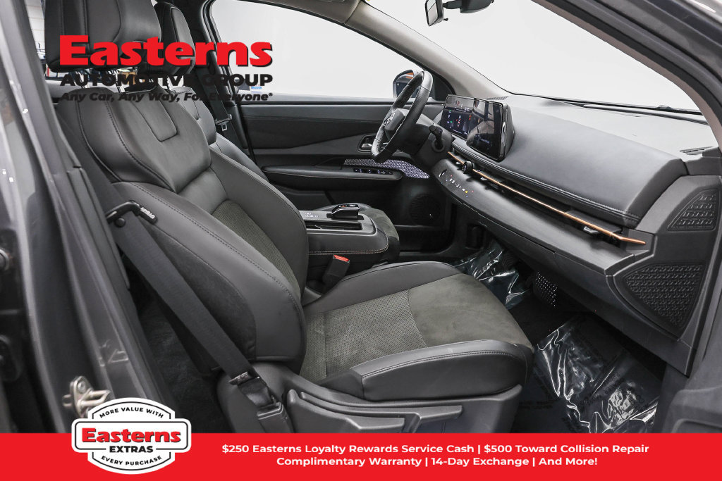 Used 2023 Nissan Ariya AWD image 27