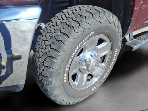 Used 2016 RAM 2500 Tradesman w/ Chrome Appearance Group image 9