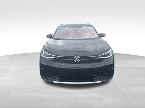 Used 2023 Volkswagen ID.4 Pro S Plus image 9