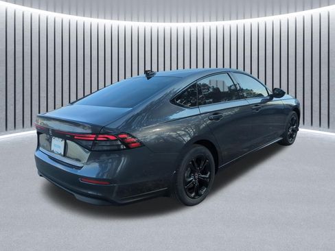 New 2025 Honda Accord SE image 4