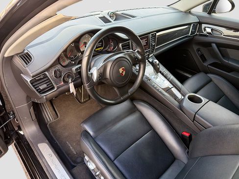 Used 2011 Porsche Panamera 4S AWD/4WD image 26